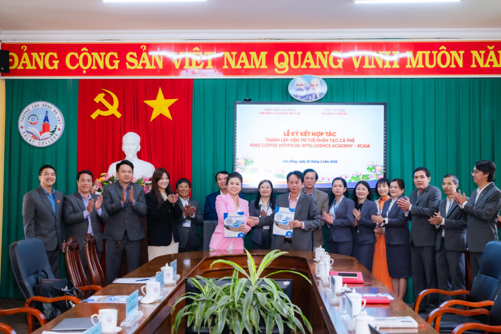 Lễ ký kết hợp tác thành lập AI Coffee Academy tại Lâm Đồng