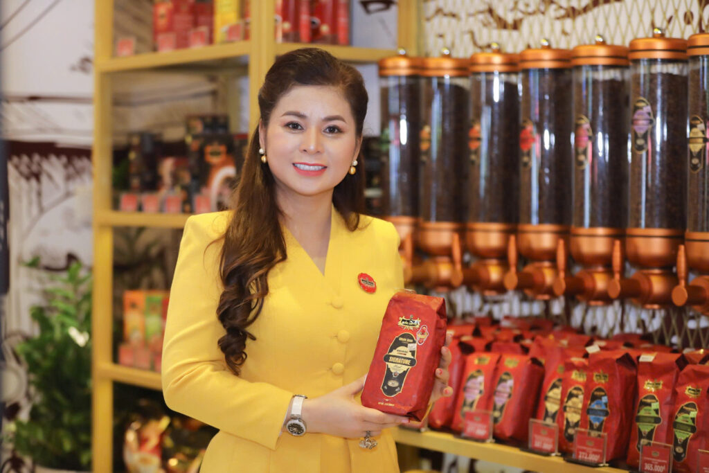 Bà Lê Hoàng Diệp Thảo